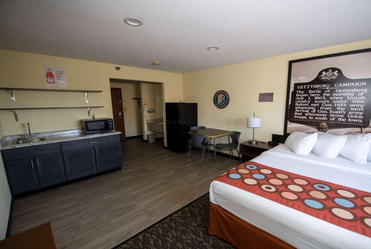 Hotel Super 8 By Wyndham 2*